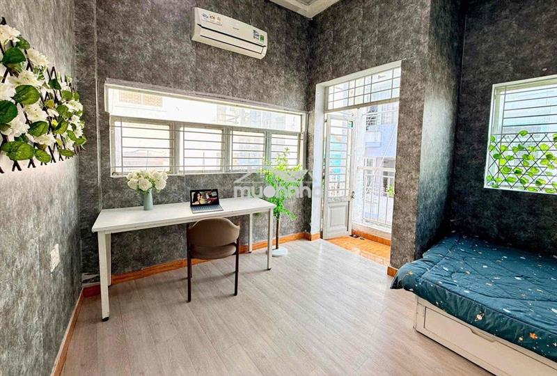 Căn hộ 2 pn ngay trung tâm thành phố hcm rộng tới 65m2