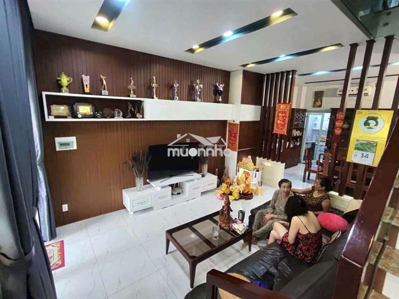 Bán nhà mega village khang điền, dt 80m2, đường rộng 20m, nội thất đẹp