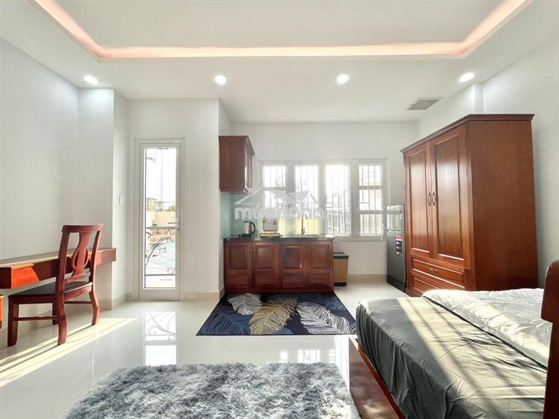 Phòng 35m2 mới xây full nội thất ngay bến xe quận 8, đh ueh , văn hiến
