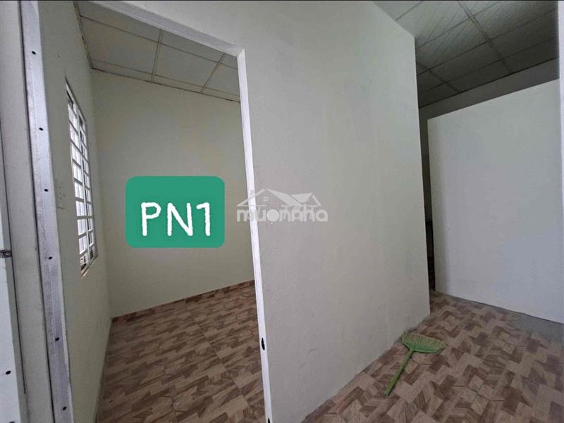 Cho thuê căn 2 phòng ngủ + 2 wc có sân thượng riêng – giá 4,5 triệu