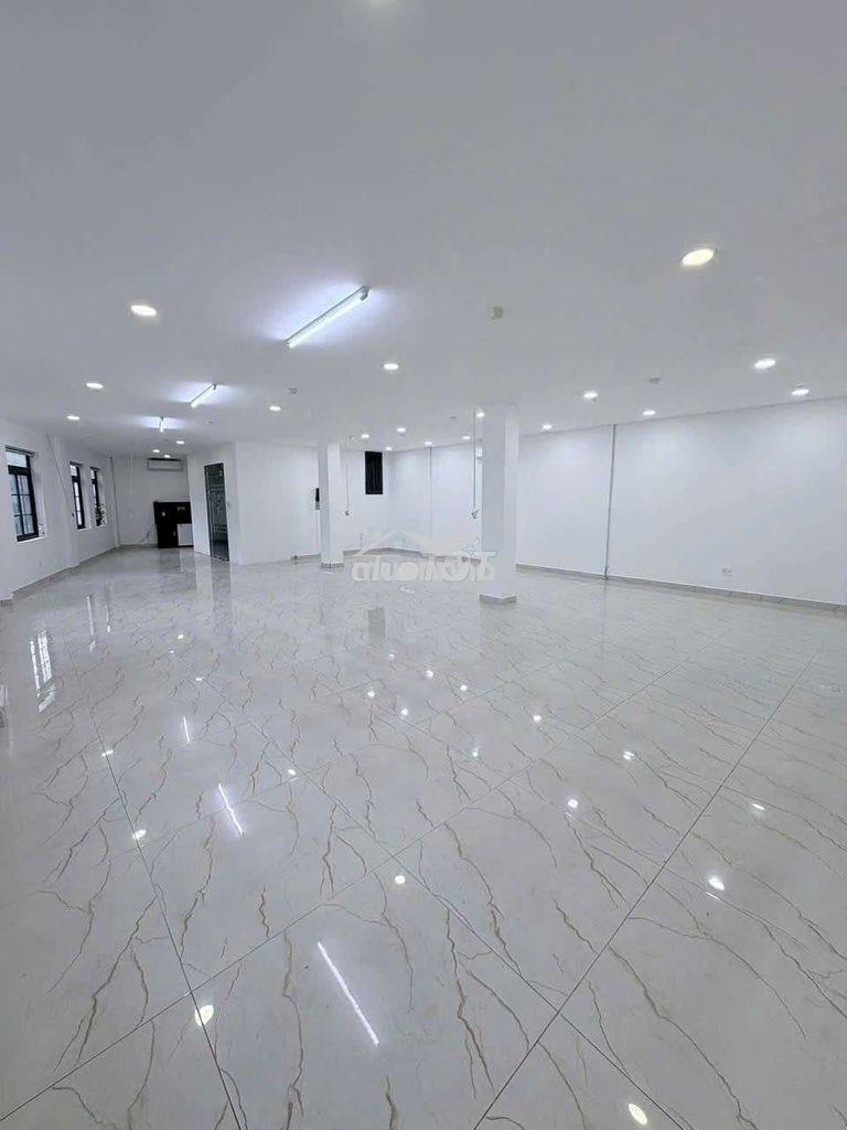 Văn phòng 90–130m² quận 4 – giá chỉ từ 12 usd/m²