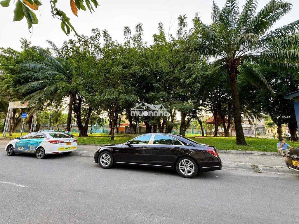 Biệt thự góc ngay aeon mall 10x20m - 5 tầng thang máy + nt 29 tỷ tl - Ảnh 3