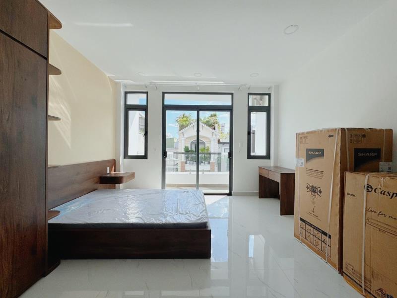 Cho thuê căn hộ ban công bình thạnh gần chợ bà chiểu full nội thất