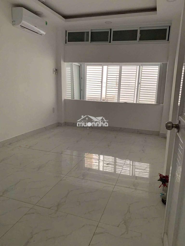 Nhà 2 phòng máy lạnh hẻm 6m nguyễn chí thanh - Ảnh 3