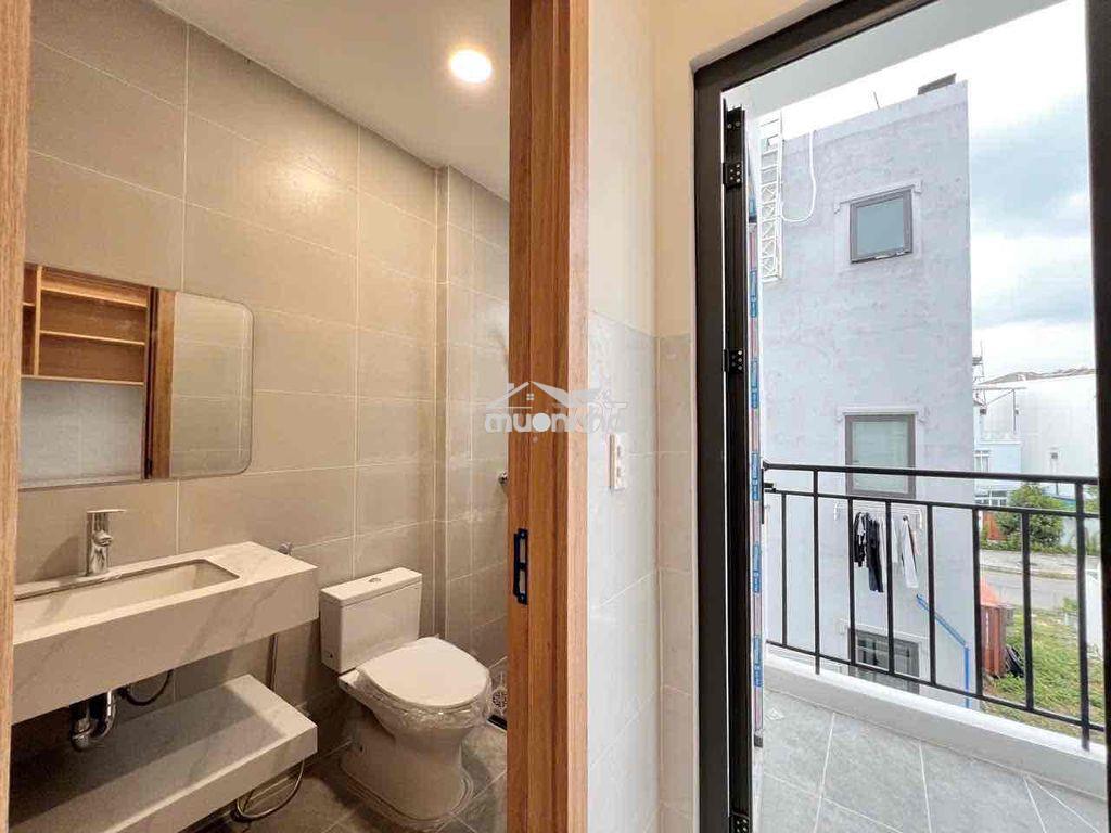 Studio chỉ tính điện và nước ban công full nội thất mới xây - Ảnh 2