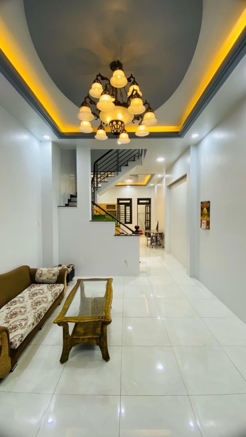 Nhà đẹp đường nguyễn phúc chu, 70m2, 4x18, 3 tầng, 4pn, chỉ 7.8 tỷ tl