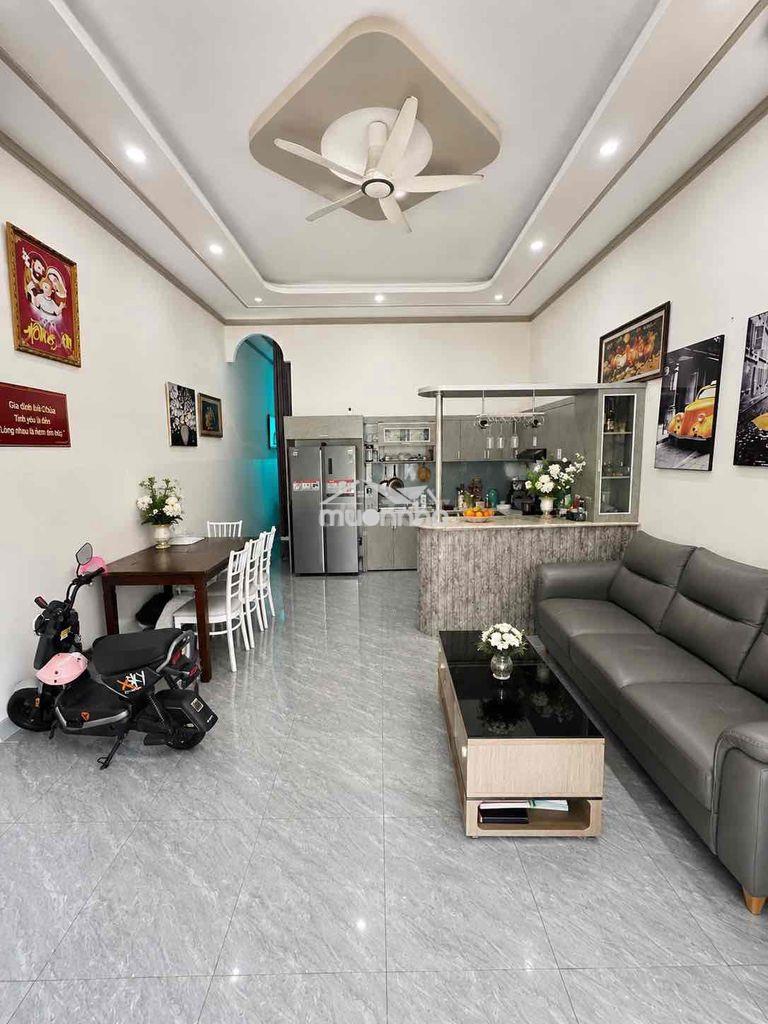 Em chính chủ cần bán căn nhà cấp 4 xây kiên cố vị trí đẹp - Ảnh 2