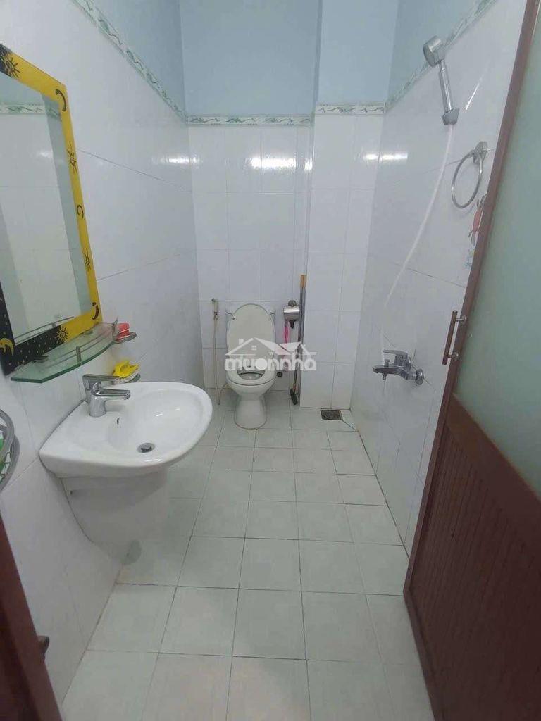 Ngay lê văn việt _ nhà 2 tầng. diện tích 65m ( 4x16 ) . 2pn.2wc - Ảnh 2