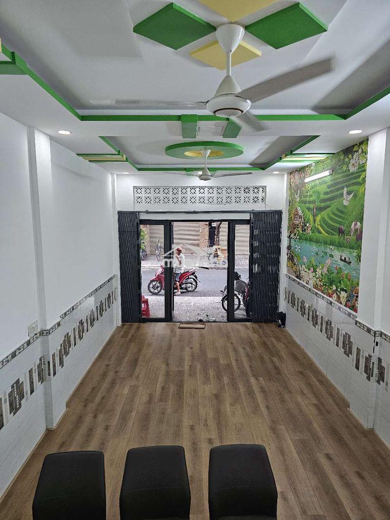 100m2 mặt tiền kinh doanh khu bàu cát p14 tb