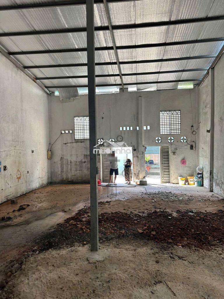 Kho xưởng 8x20. hẻm 5m. phan huy ích p12