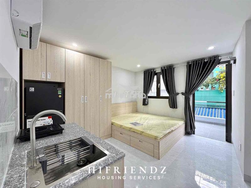 Khai trương 10p bancon, cửa sổ full nội thất ngay cầu nguyễn văn cừ