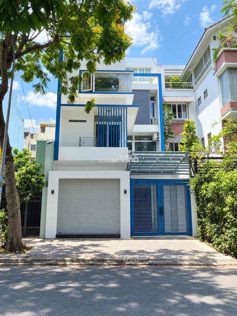 Nguyên căn 7x18+ 3 lầu mặt tiền đường 40 tân quy đông