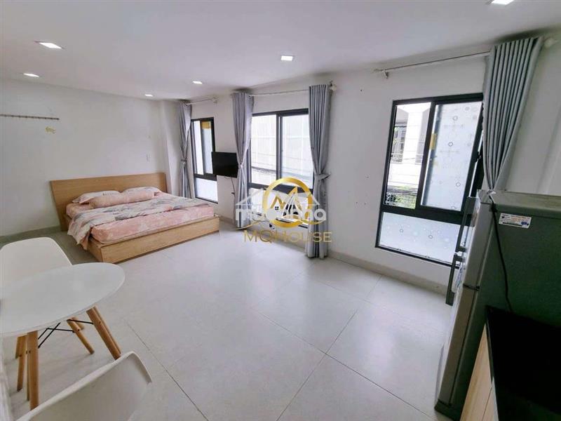 Studio cửa sổ trời full nội thất gần đh bách khoa quận 10