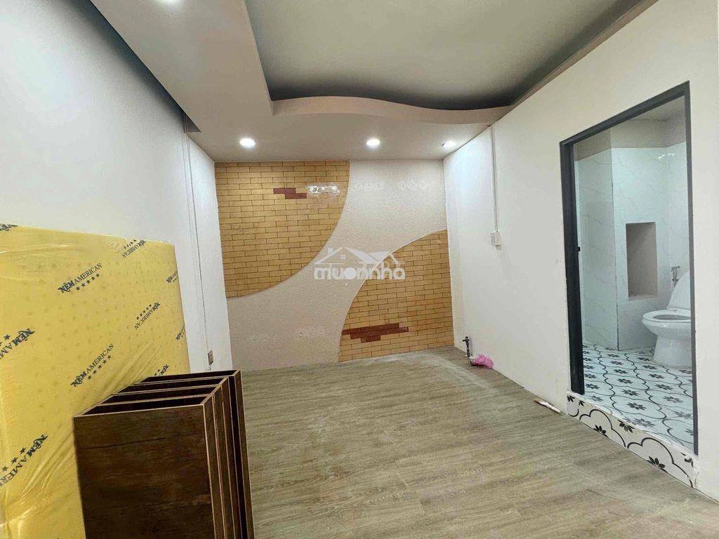 Chdv 2pn mới xây đang vào full nội thất cực to q5 q10 q1 đều gần - Ảnh 4