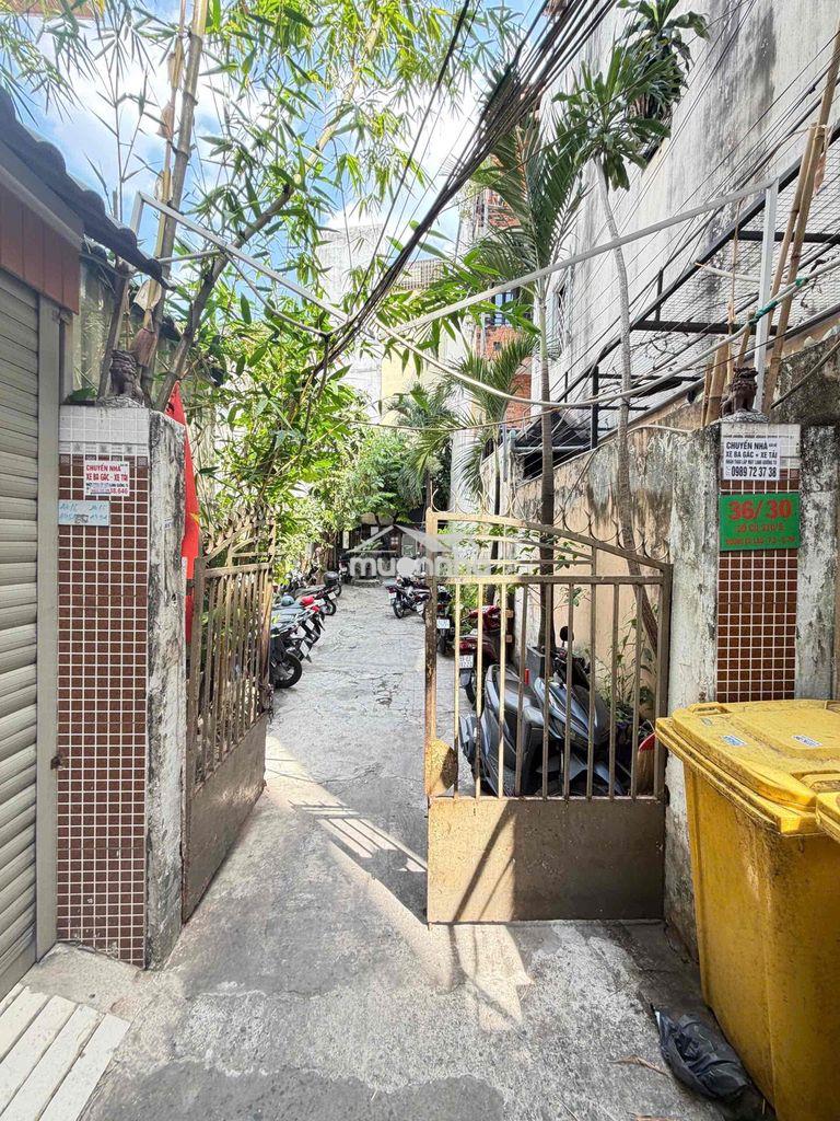 Chính chủ hạ giá bán nhanh nhà 240m vuông p2 trung tâm phú nhuận