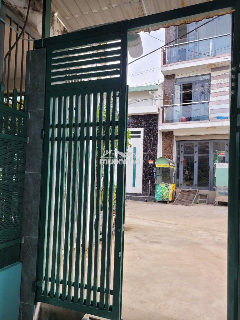 Nhà cấp 4 để ở làm kho, văn phòng, kinh doanh online