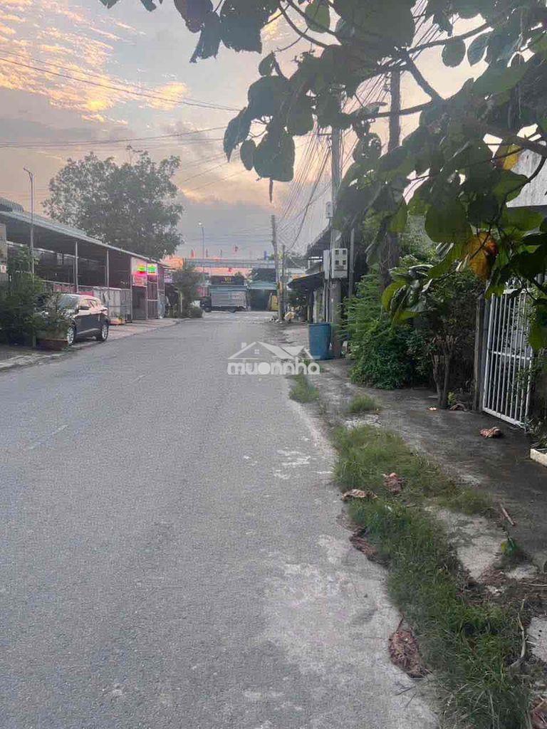 ❌Giá 10 triệu / tháng ❌cho thuê nhà nguyên căn phú mỹ , thủ dầu một ,