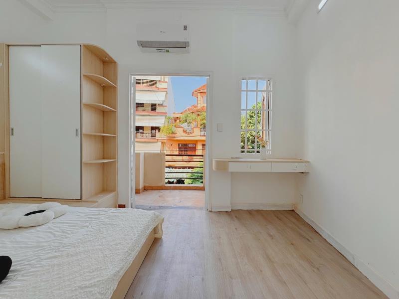 Phòng mới tách bếp + ban công lớn giáp quận 1 | full nội thất mới – nguyễn công hoan, phú nhuận