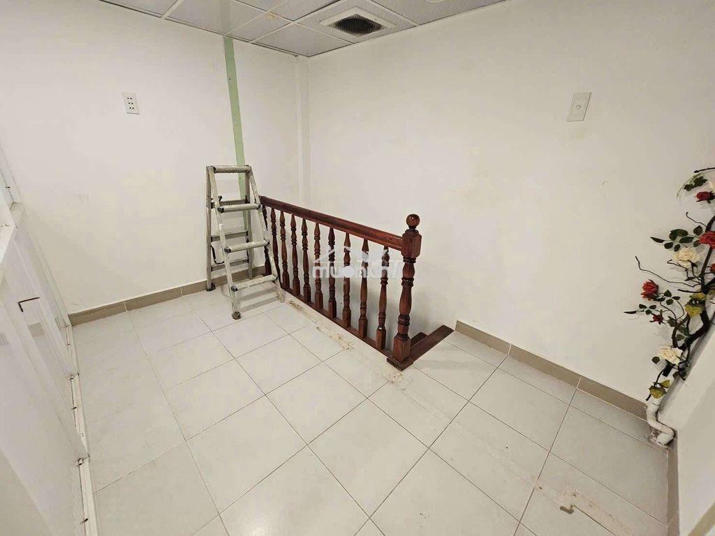 Cho thuê nhà gần mặt tiền chỉ 8tr - Ảnh 3