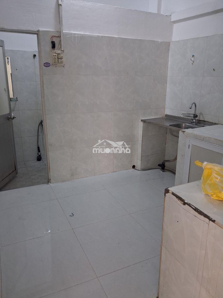 Trương quốc dung,nhà trệt,5m×8m.có sân - Ảnh 4