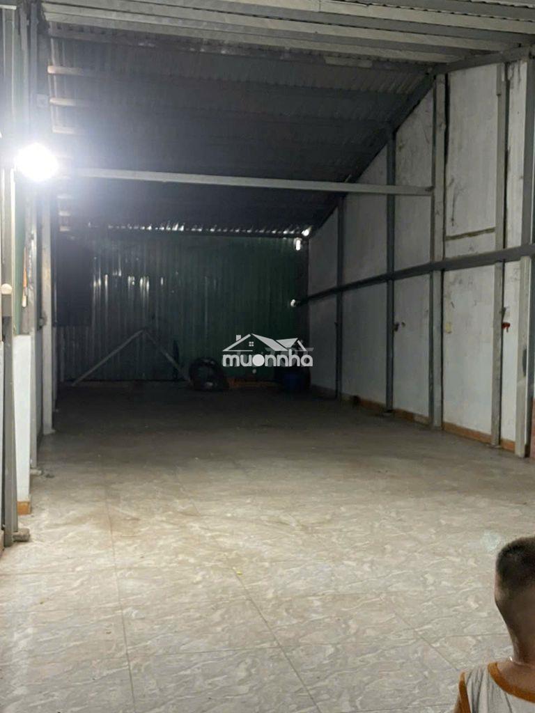 Cho thuê mb kho đt 743a, 180m2, giá 10tr/ tháng - 3