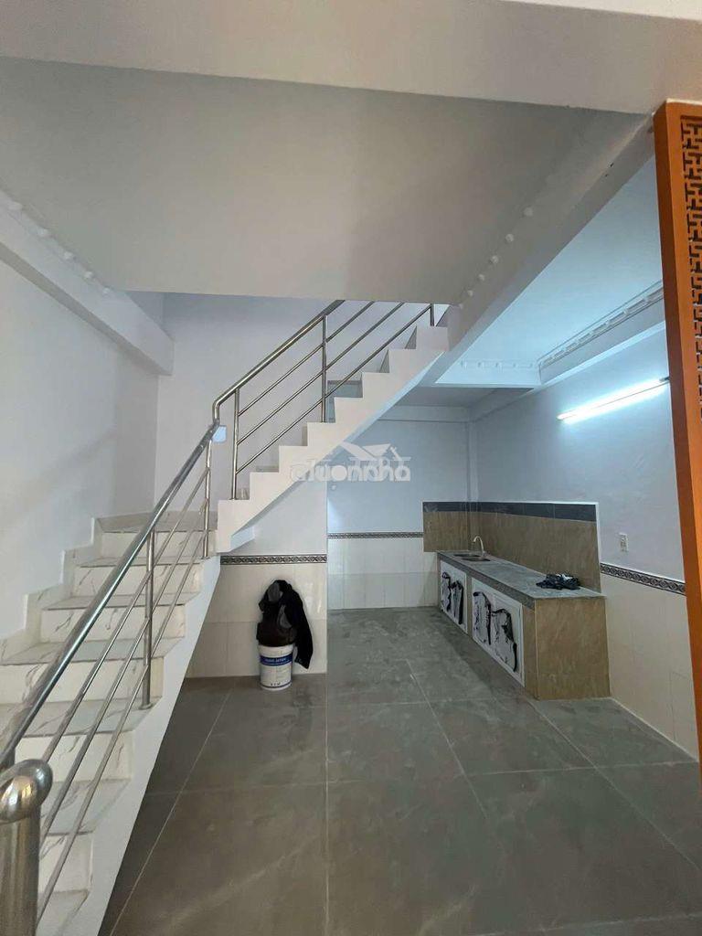 Bán nhà hóc môn 465tr có 3 phòng ngủ và sân đậu oto - Ảnh 4