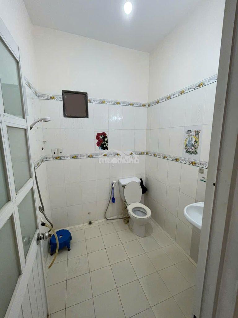 Cho thuê tầng 1 phù hợp gia đình - Ảnh 4