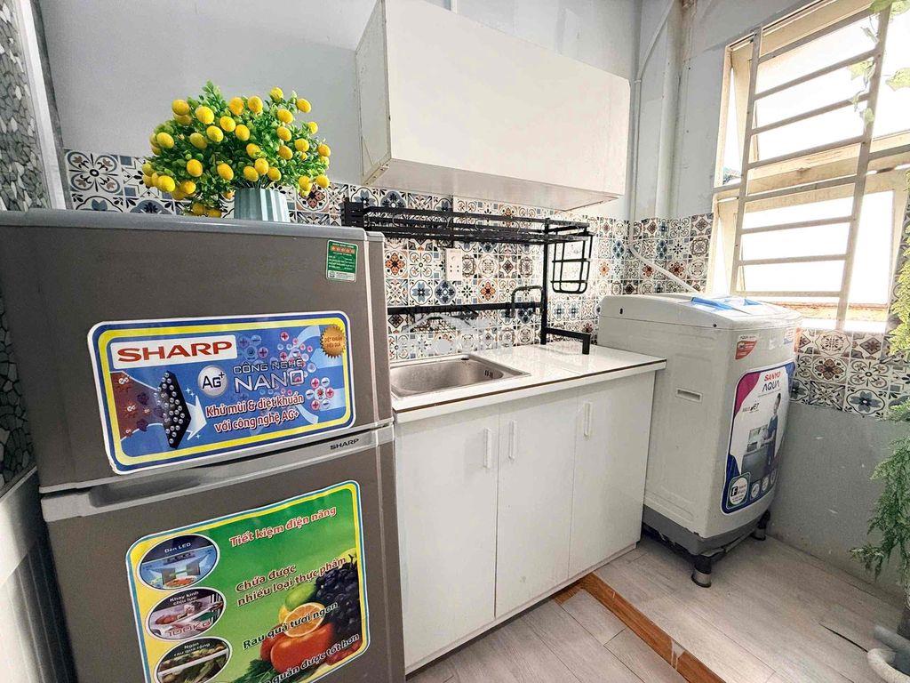 Căn hộ 2 pn ngay trung tâm thành phố hcm rộng tới 65m2 - Ảnh 2