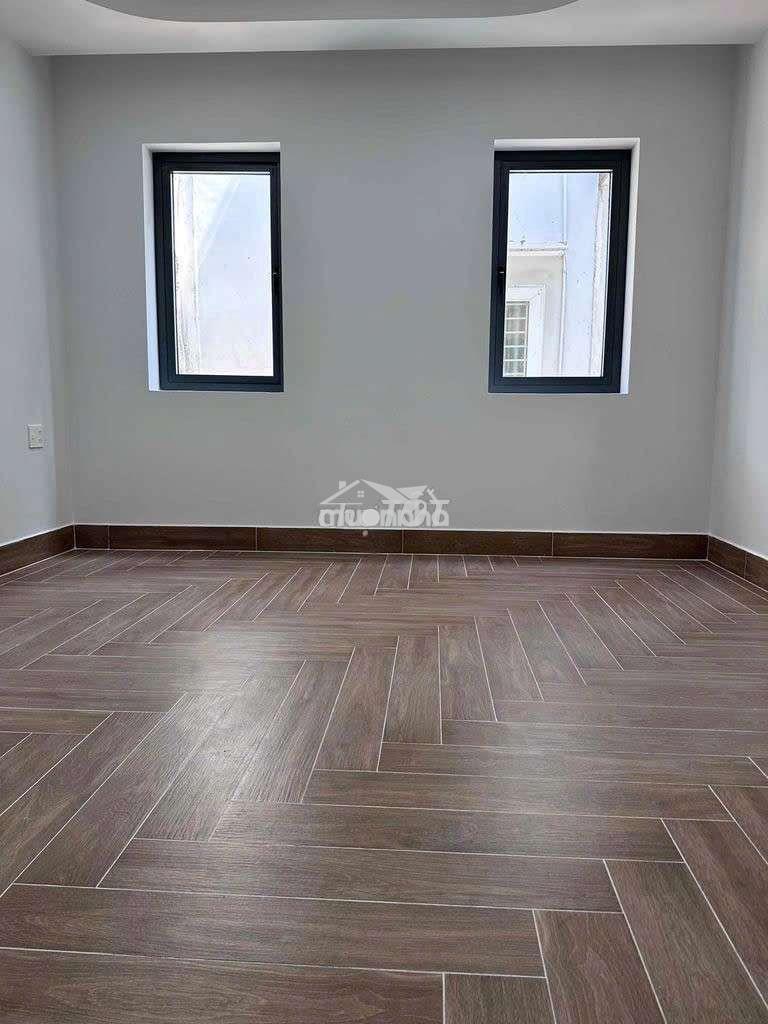 Cho thuê. nhà mới mtnb khu tên lửa dt 4*20m - 4