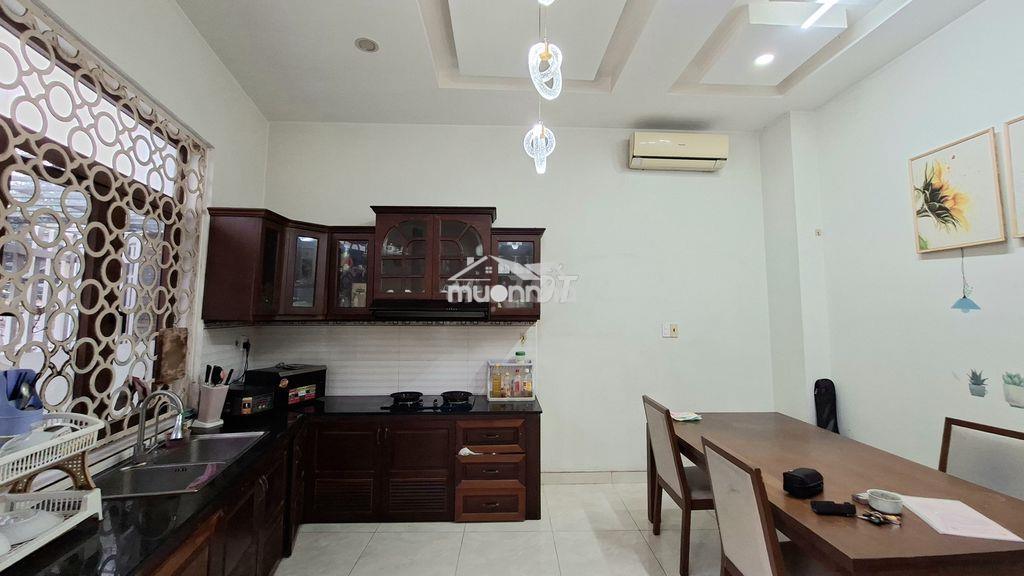 Hơn 5 tỷ, nhà khu vip bình thọ ngã tư thủ đức, có 3 tầng, bãi xe ô tô - 4