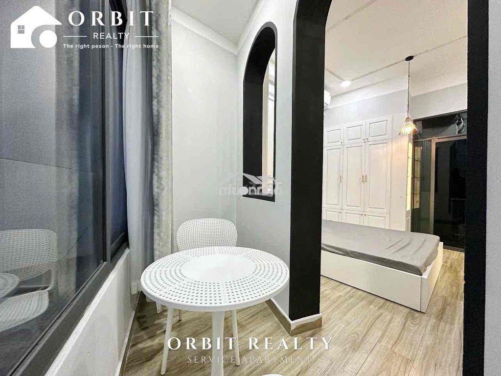 Căn hộ 1 phòng ngủ - 1 phòng khách - thiết kế tone trắng đen - 4