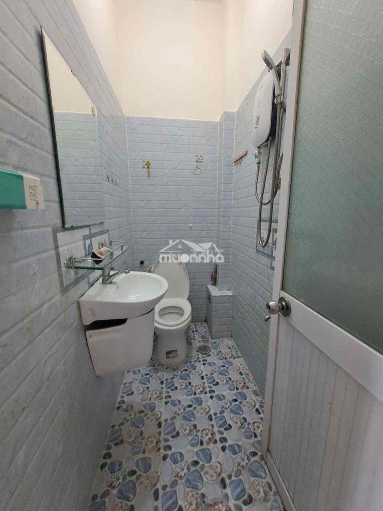 Nhà nguyên căn 4pn hẻm ô tô thị trấn nb giá 10tr - 4