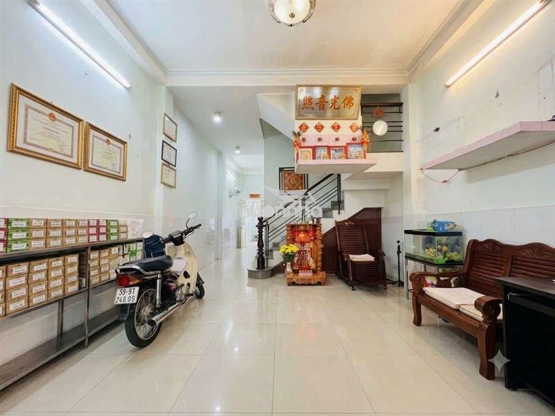 4 tầng btct bên chung cư đội cung, 7,x tỷ