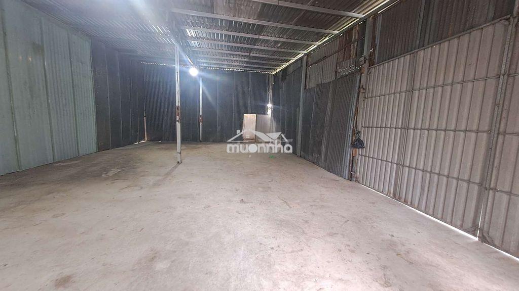 Kho cho thuê.gần chợ bà điểm,hóc môn,giá rẽ,đường tải lớn - Ảnh 2