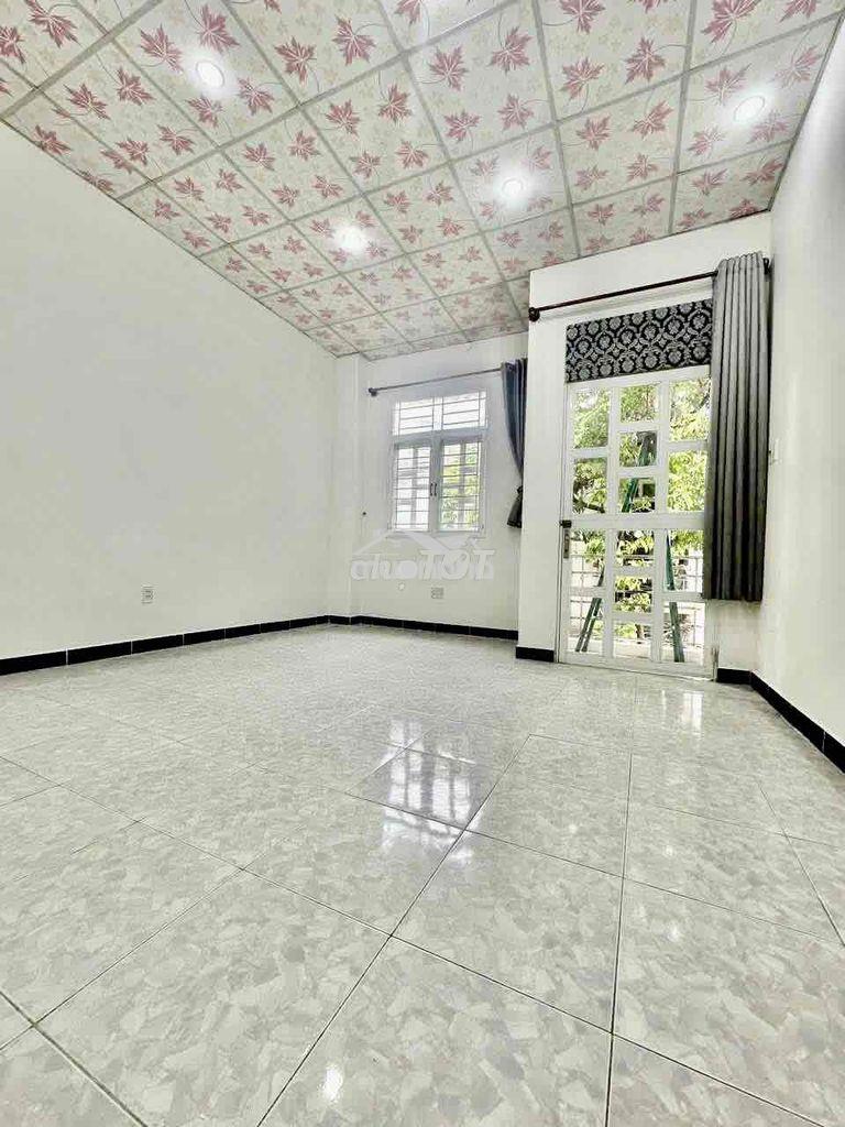 🏠Cho thuê nhà mới như hình. hẽm xe hơi 🚘🚘khu c phạm hùng 👉 gần satra - 3