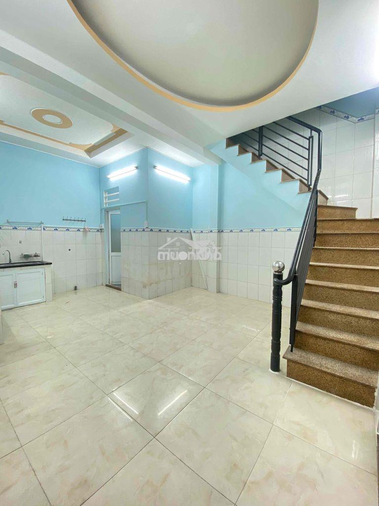 Cho thuê nhà nguyễn văn cừ q5 dt 5 x 7 trệt, lầu đúc 2pn 2wc giá 10,5t - 3