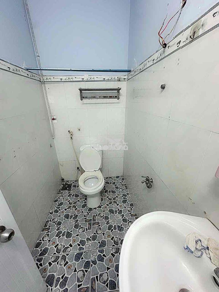 Nhà rẻ [ 4 x 16] cấp 4 ( 2pn,1wc) hẻm 5m thông ,lê đình cẩn ,bình tân - 4