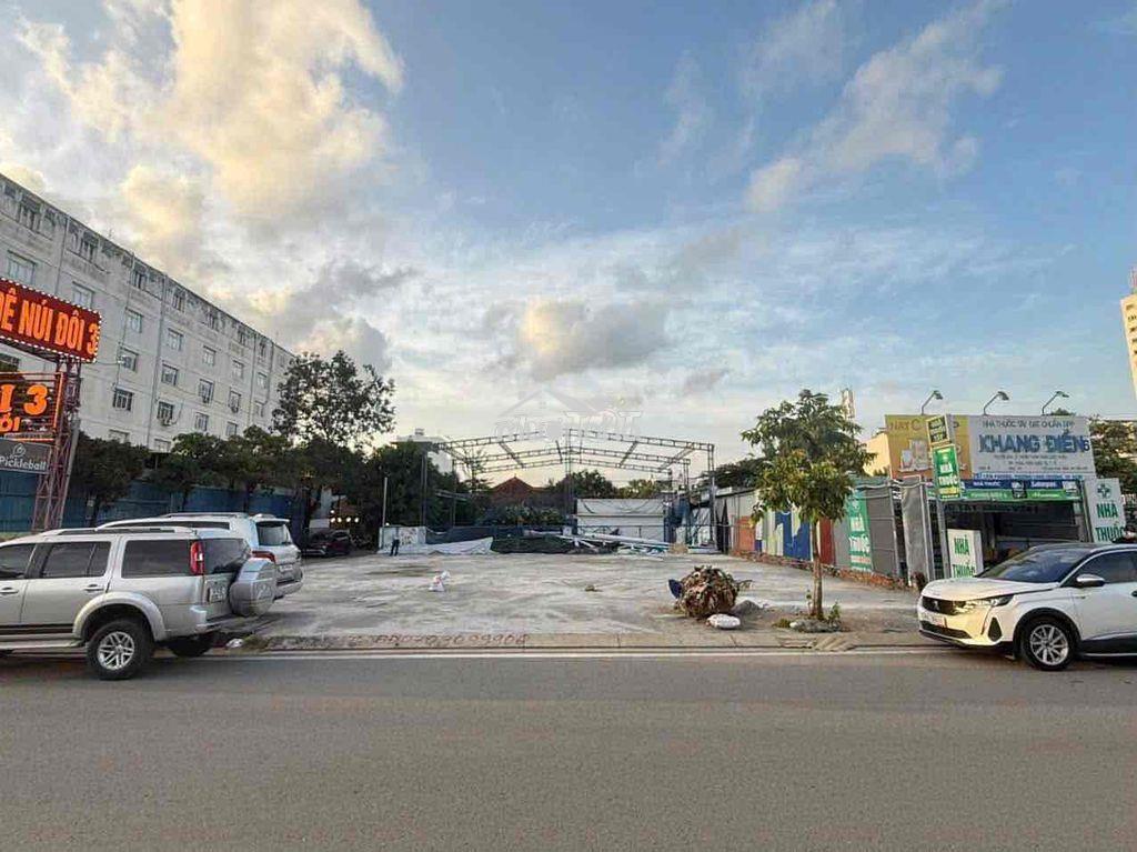 Cho thuê 2000m2 nhà và đất mt song hành ngay ngã tư thủ đức - Ảnh 3