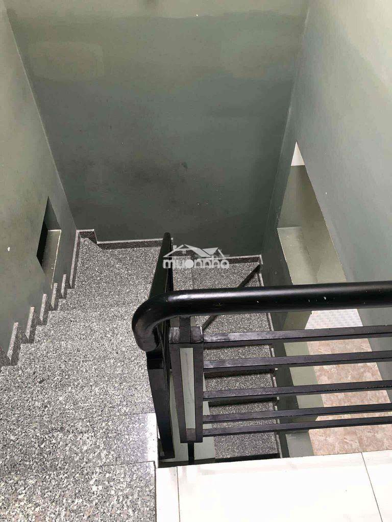 Cho thuê nhà hxh 4x10 1 lầu đúc phan anh gần chợ phú lâm 2pn 2wc - 4