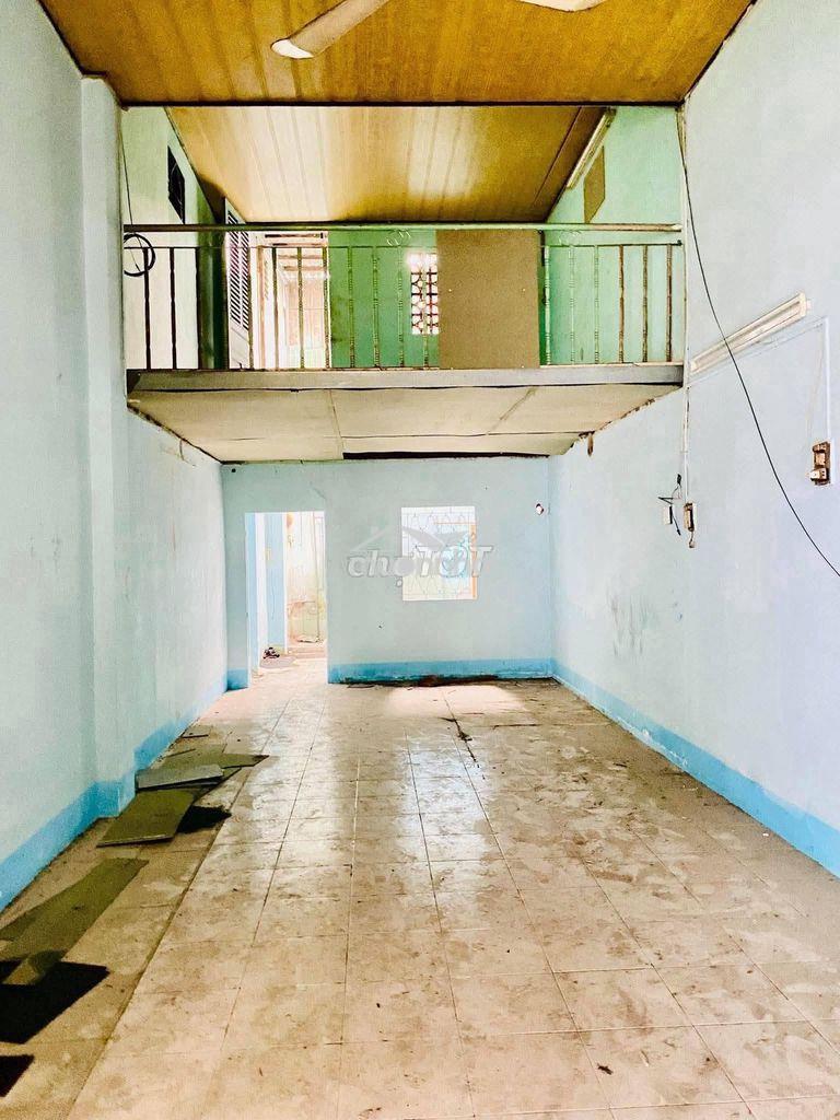 Bán nhà 51m2 hẻm xe hơi 30m ra nguyễn ảnh thủ trung chánh