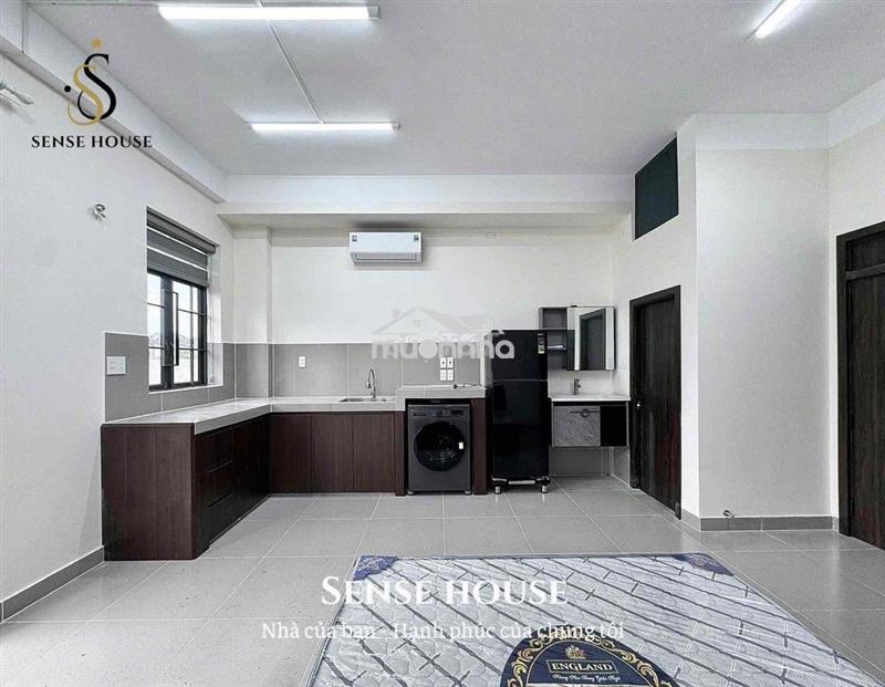Căn hộ studio bancol full nt có thang máy ngay trục đường lê văn sỹ q3