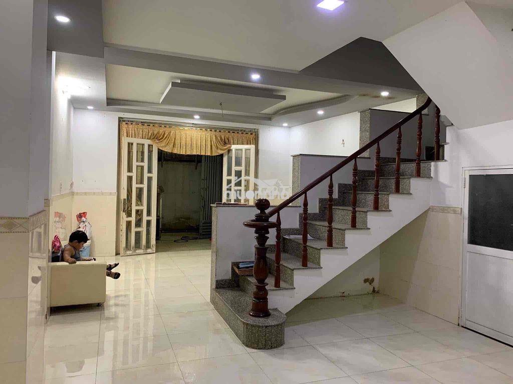 Nhà ở thông thoáng , khu phố văn hoá yên tĩnh - Ảnh 2