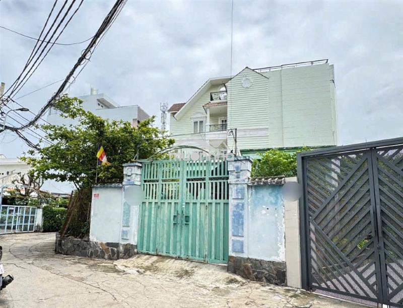 Bán nhà hxh 6m ngô đức kế, cấp phép cao tầng