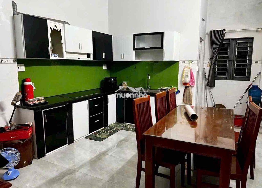Nhà tx13 ( sẵn nội thất ) trệt 2 lầu 2pn 2wc. phòng thờ, sân thượng - Ảnh 3