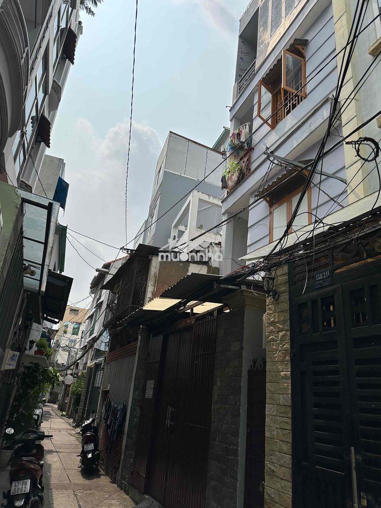 Bán gấp nhà:4x8,1lầu mặt tiển hẻm 158,hoà hưng,p13,q10(củ),hcm
