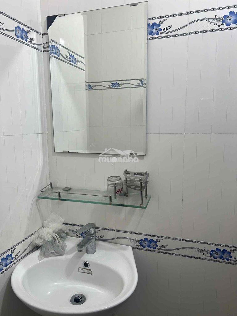 Phòng trọ tại quận 4 - Ảnh 3