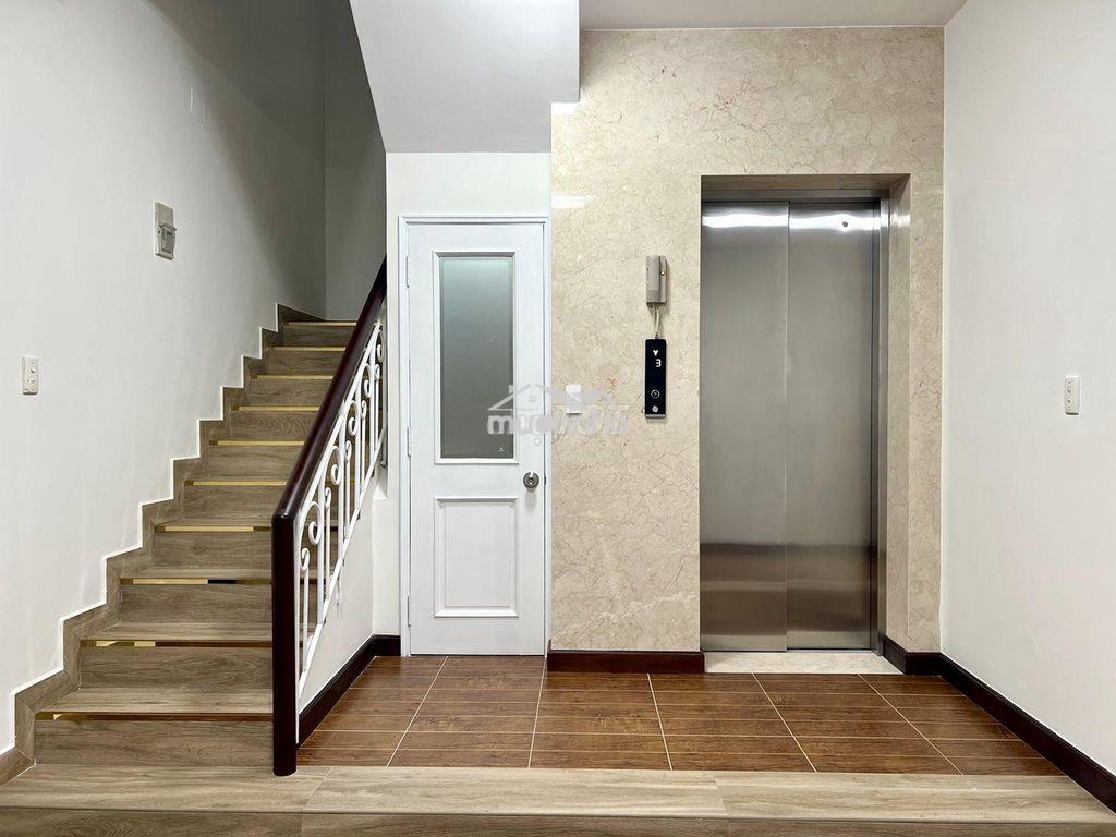 Nhà đường cộng hòa  diện tích: 7x20m hầm trệt 3 lầu, có thang máy - Ảnh 3