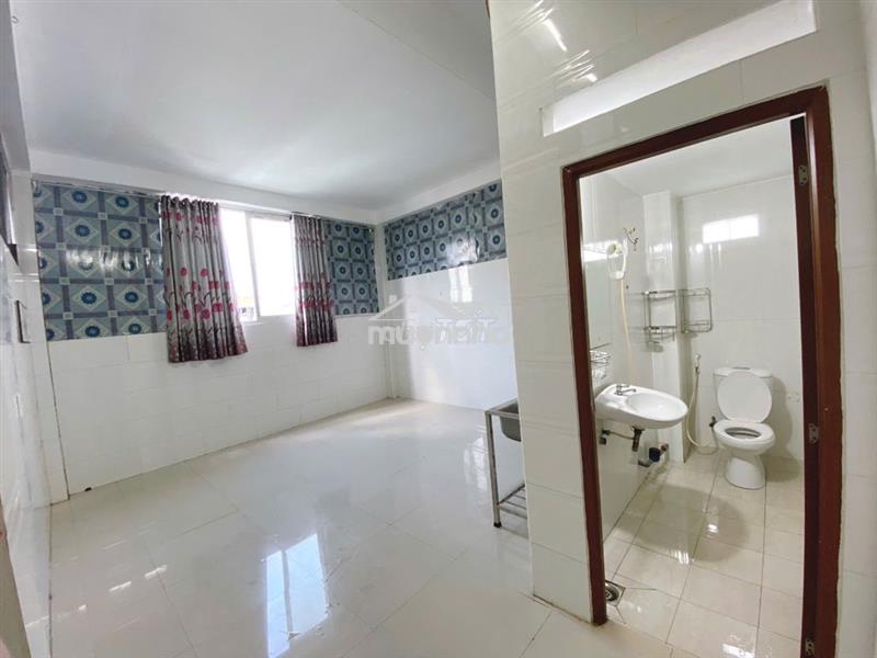 Phòng máy lạnh 30m2 nguyễn xí - 4tr5