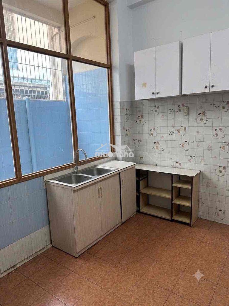 Cho thuê phòng mặt tiền đường hoa phú nhuận - Ảnh 3