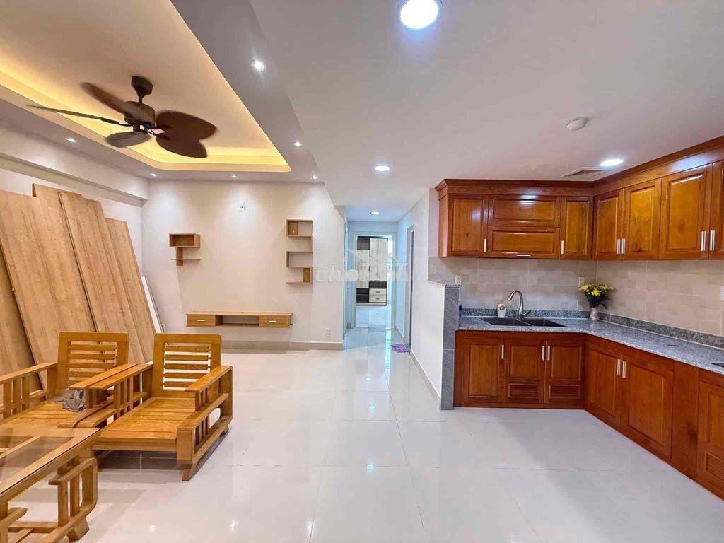 Chỉ: 4 tỷ 090 - 70m - 2pn - tầng cao - full nội thất - chung cư 1050 - Ảnh 2